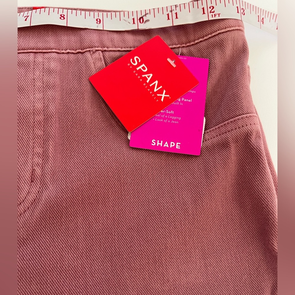 SPANX Ankle Jean-ish, Deluxe Fabric,Inner Shaping Panel, Super Soft. - Picture 5 of 7